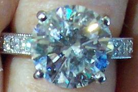 Large Diamond - Round Brilliant Cut